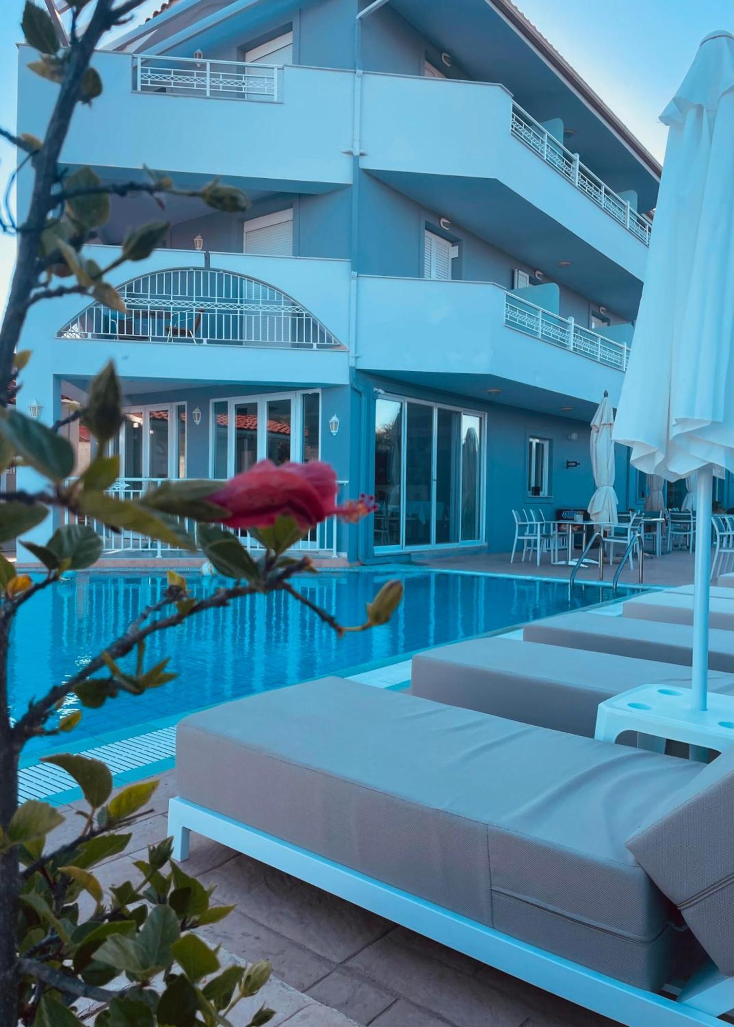 Zante Pantheon Hotel Циливи Екстериор снимка